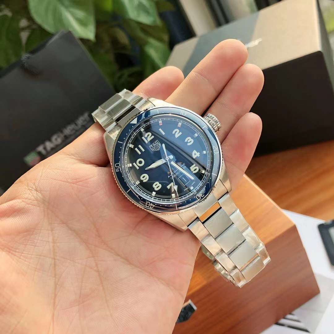 Tag Heuer Autavia WBE5116.EB0173 Calibre 5 Mostrador azul Movimento original suíço