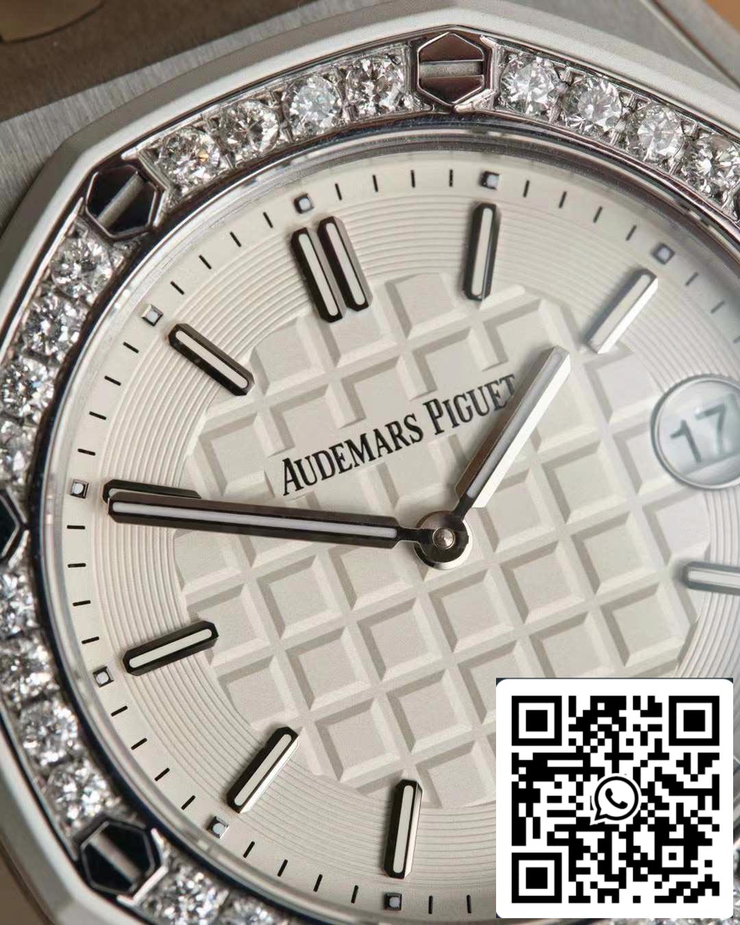 أوديمار بيجيه رويال أوك أوفشور 67540OK.ZZ.A010CA.01 - مرصعة بـ 32 ماسة