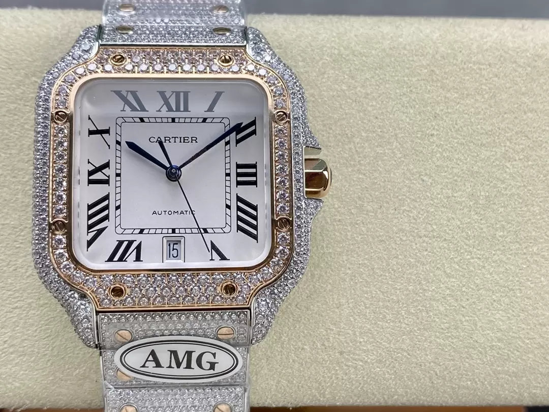 ساعات سانتوس دي كارتييه الماسية بمينا بيضاء 1:1 أفضل إصدار من مصنع AMG مرصعة بأحجار سواروفسكي